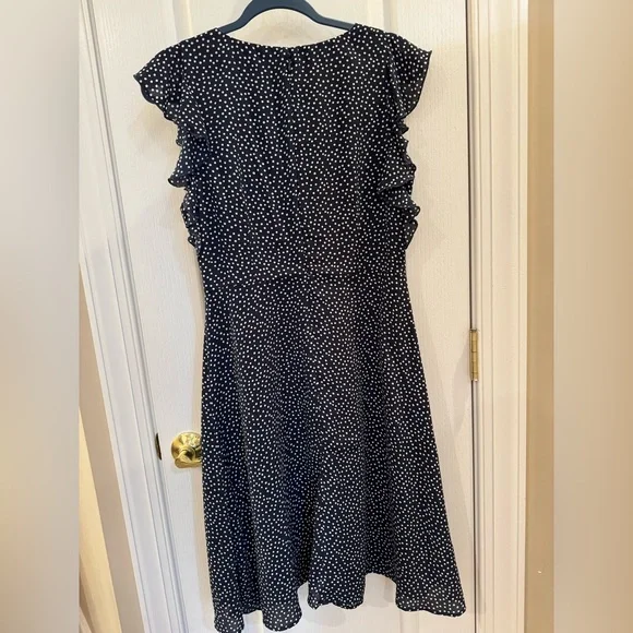 Ann Taylor Polka Dot Dress, Size 6 - Picture 2 of 5